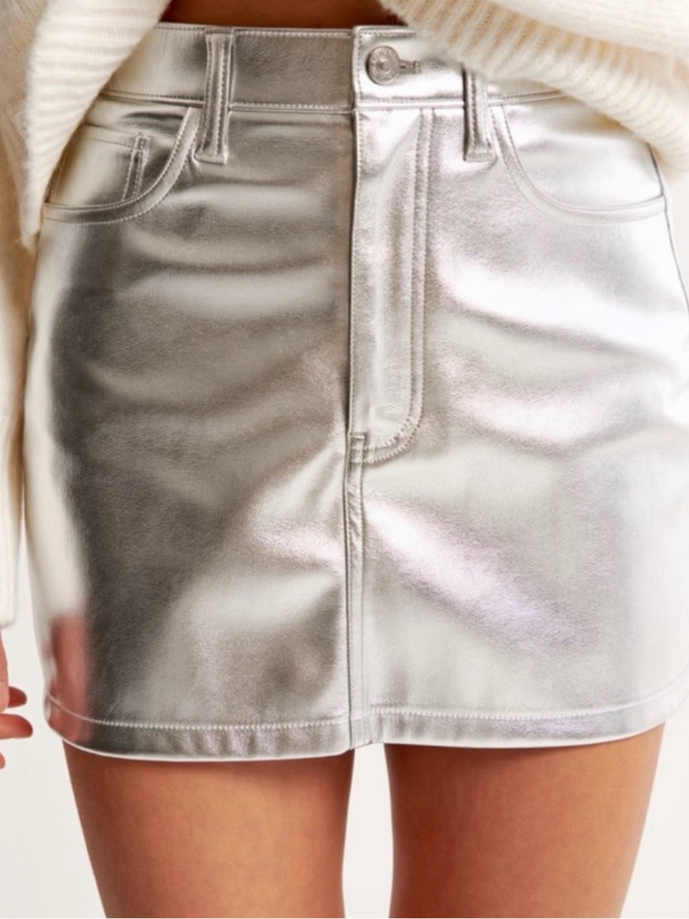 Abercrombie & Fitch Silver Metallic Mini Skirt Size 4 NWT